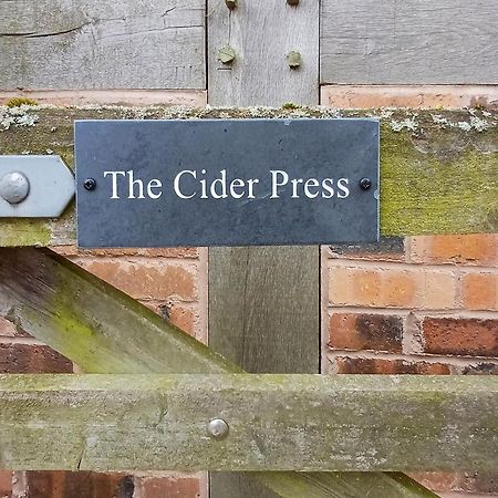 Вилла The Cider Press Уэлленд Экстерьер фото